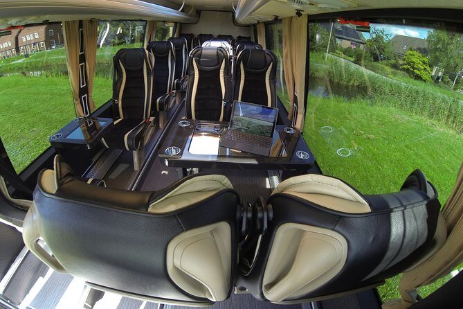 1-15 persons Taxi or Bus Transfer Amsterdam Airport to Dordrecht - An In-Depth Look at Your Transfer Experience