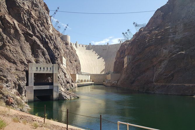 1.5-Hour Guided Raft Tour at the Base of the Hoover Dam - Key Points