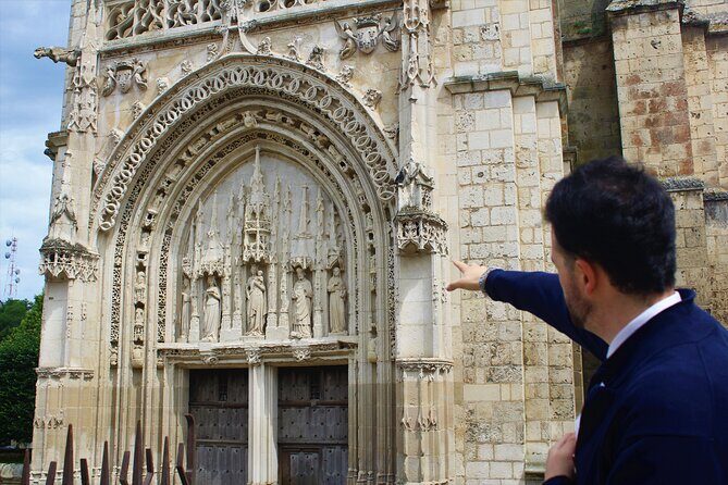 1.5 Hour Guided Tour in Poitiers - Key Points