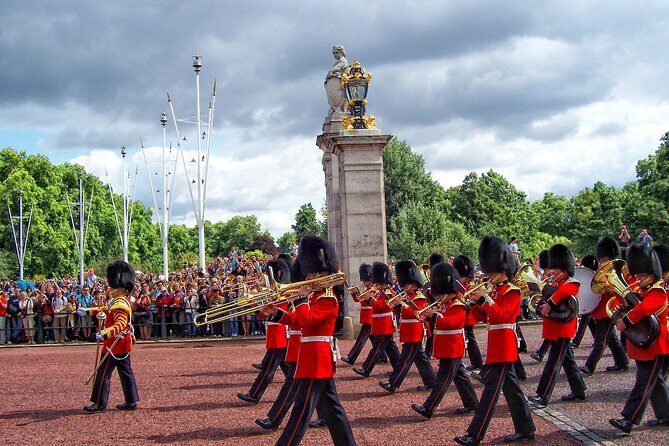 #1 Changing of the Guard | Satisfaction Guaranteed! | 12ppl Max - FAQ