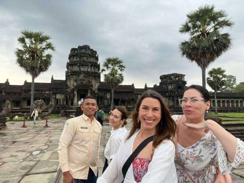 1-Day Angkor Wat Private Tour with Spanish Tour Guide. - The Sum Up