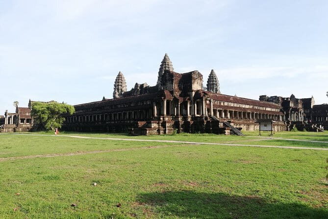 1 Day Angkor Wat with Sunrise Tour - FAQs
