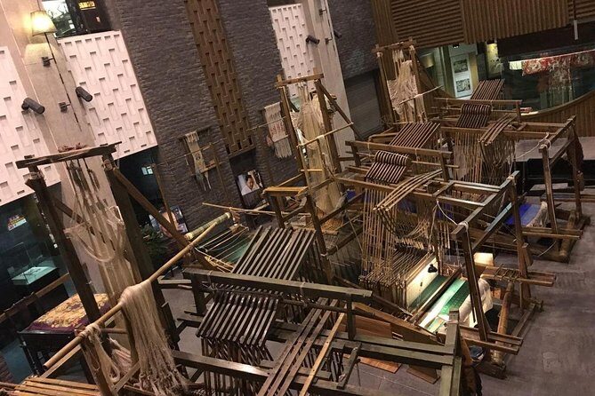 1-Day Chengdu Cultural Discovery:Jinsha,Shu Brocade Museum & Dufu Cottage Tour - Frequently Asked Questions