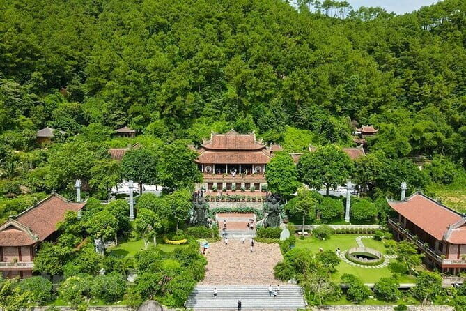 1 Day Dia Tang Phi Lai, Cay Thi Pagoda and Trang An Complex Tour - Exploring the Spiritual and Scenic Wonders of Ha Nam and Ninh Binh