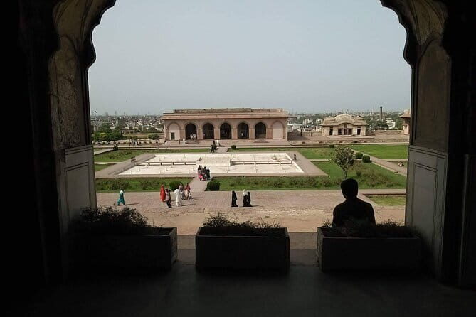 1 Day in Lahore: Unveiling Heritage, Culture, and Timeless Charm - Key Points