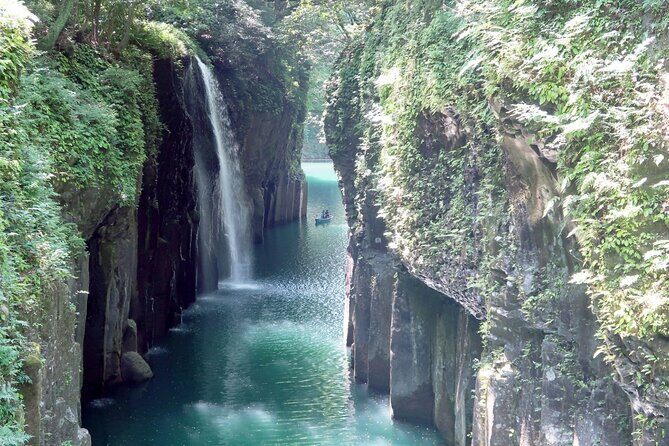 1 Day Land of Myths in Japan Takachiho Private Tour from Kumamoto - Discover Japan’s Mythical Heartland: A Private Day Tour to Takachiho from Kumamoto