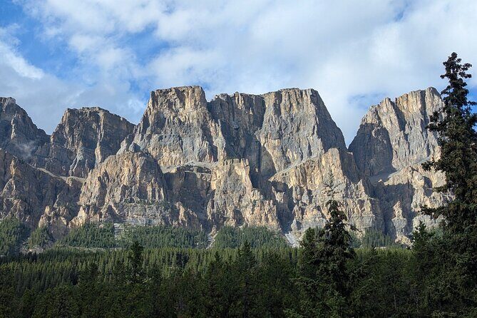 1 Day of Banff Viewpoints Lakes Bow Valley in Private Custom Tour - The Sum Up