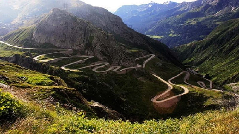 1 Day Private Tour of Famous Top Gear Road Transfagarasan - A Complete Guide to the Transfagarasan Day Trip