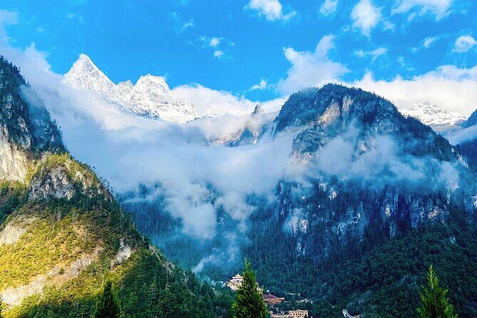 1 Day Shangri La Balagezong Private Tour - An Inviting Day in Shangri-La: Exploring Balagezong and Beyond