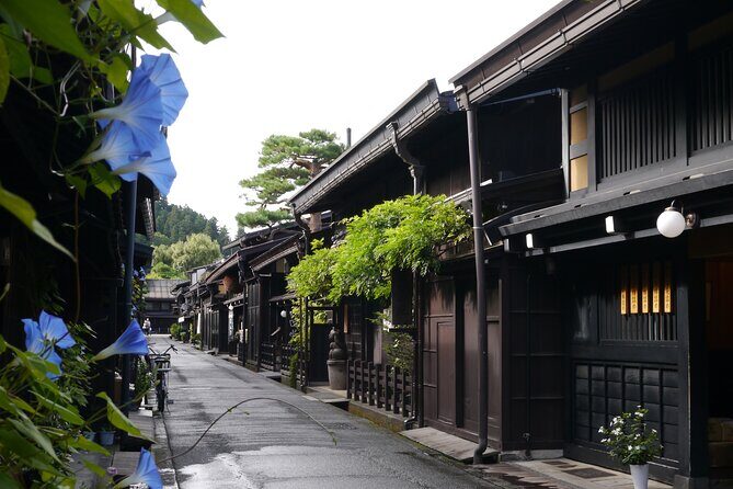 1-Day Shirakawago & Takayama Tour (Round Trip from Kanazawa) - The Complete Guide to the 1-Day Shirakawago & Takayama Tour