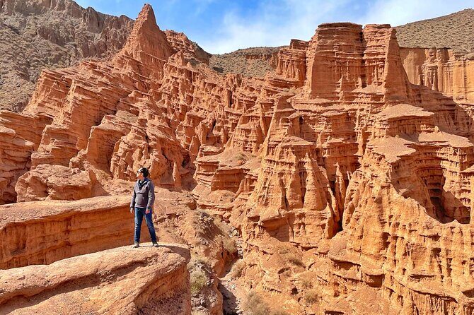 1 Day to Burana Tower, Kok Moinok Canyon, Hot Springs - Key Points