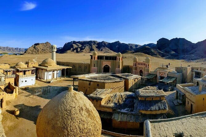 1 Day Tour: Castle of nomads & Buddha petroglyphs - Key Points