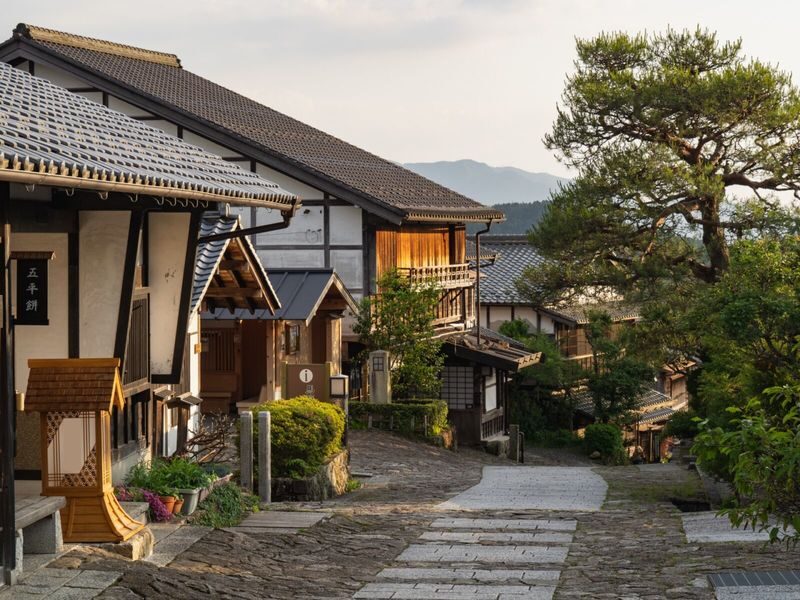 1-Day Tour from Nagoya: Hiking the Historic Nakasendo Trail - Tsumago: a quiet start among old streets