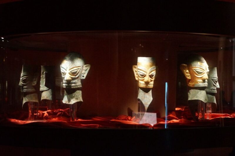 1-day Tour of Chengdu Panda and Sanxingdui Museum - Exploring the Experience in Detail