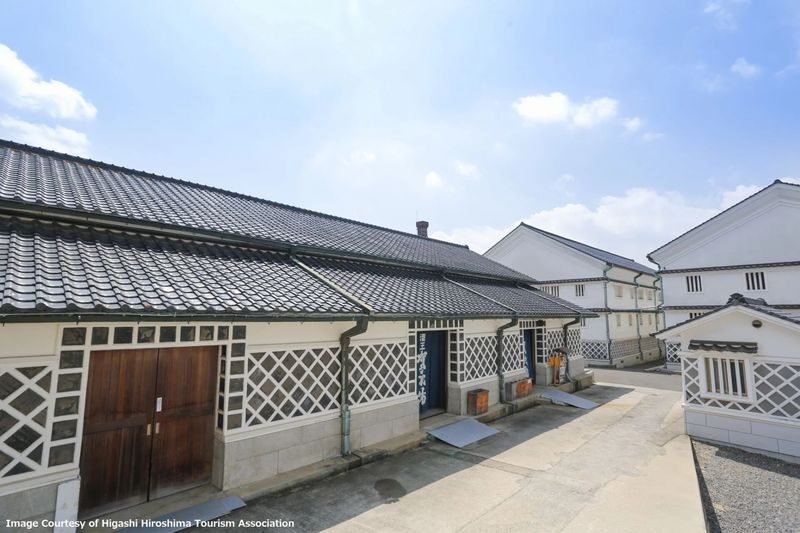 1-Day Tour: Onomichi Temples Exploration & Saijo Sake Tasting - Mt. Senkoji by ropeway, then on foot
