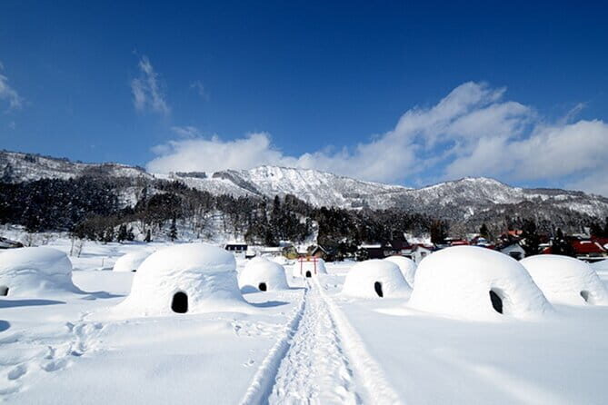 1 Day Tour Traditional Igloo Kamakura Festival and Snow Fun - Key Points