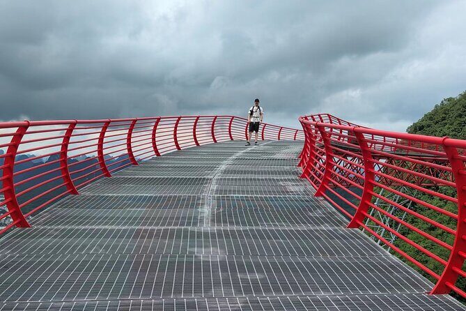 1-Day Tour:Yangshuo Yulong Bamboo Boat and Ruyi Peak Cable Car from Guilin Hotel - The Tour in Detail: What to Expect and Why It Matters