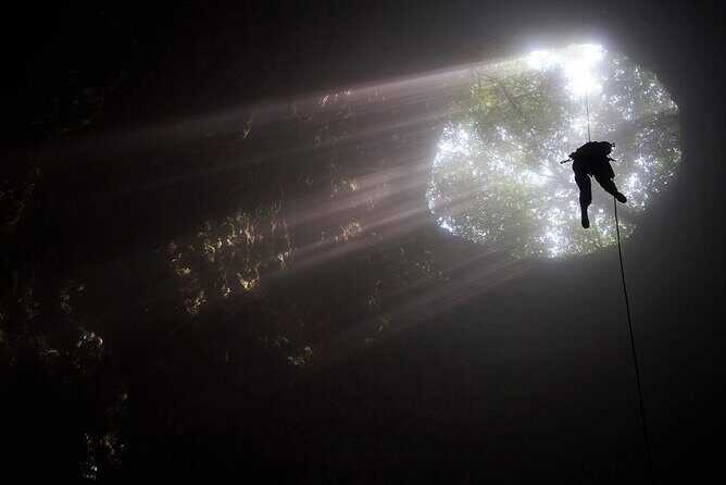 1 day Yogyakarta Tour Jomblang cave and Pindul Cave tubing - FAQs