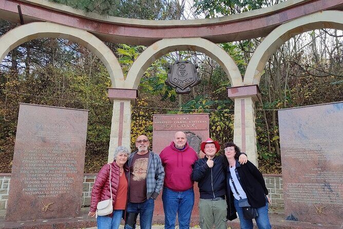 1 DAY:Chisinau Sightseeing Tour &Cricova Cellar wine Tasting - FAQ