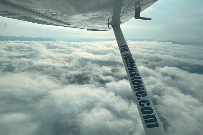 1 Hour Aerial Tour Over the Western Boundary of Yellowstone - Key Points