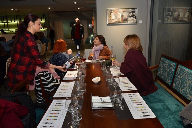 1 hour and 30 minutes wines and olive oil tasting in Greece - A Delicious Introduction to Crete’s Wines and Olive Oils