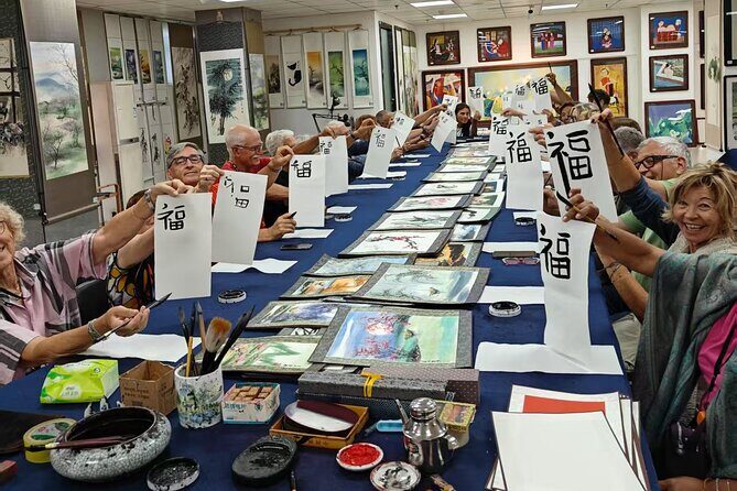 1-Hour Calligraphy Class with Optional Sightseeing - Key Points