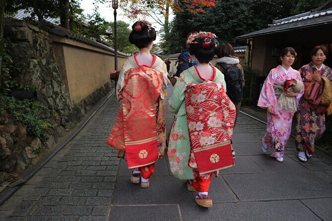 1 Hour Geisha Meeting and Show in Kyoto - Key Points