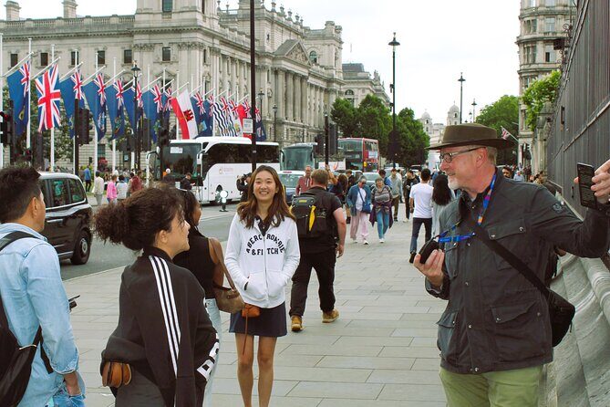 1 Hour Guided AI Walking Tour from Big Ben London in Any Language - FAQ