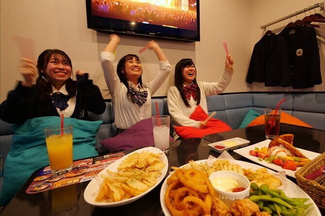 1 Hour Karaoke Room with Set Menu and Unlimited Drinks in Osaka - Key Points