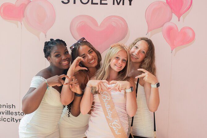 1 Hour Nashville Insider Photoshoot Tour in the Gulch - Key Points