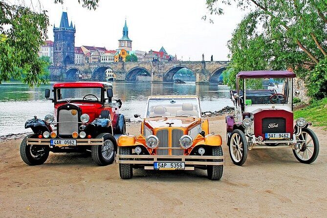 1 hour Old timer Convertible Prague Sightseeing Tour - A Closer Look at the 1-Hour Old Timer Convertible Prague Tour