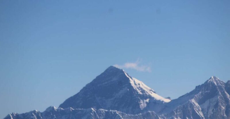 1 hour Panoramic Flight Around Mt. Everest - What We Love About This Experience