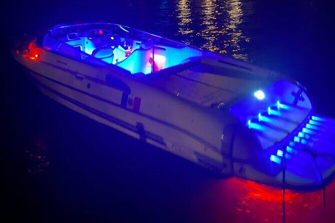 1 Hour Private and Guided Cruise to Lake Como Mostes motorboat - Who Should Book This Tour?