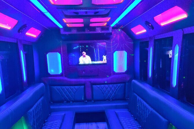 1 Hour Private Las Vegas Party Bus Tour - Key Points