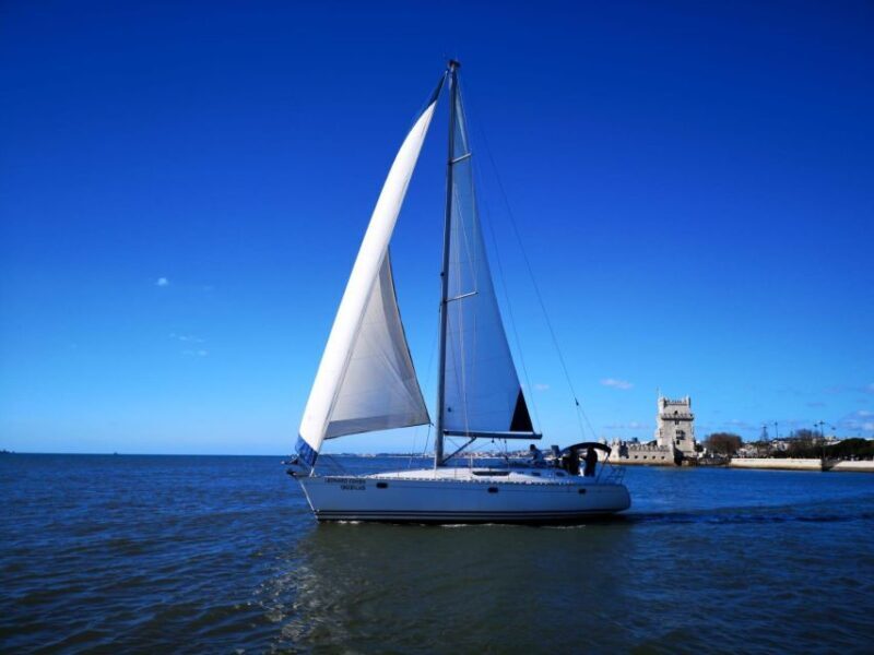 1 Hour Private - Lisbon: Sailing Tour With Wine and History - Who Should Consider This Tour?