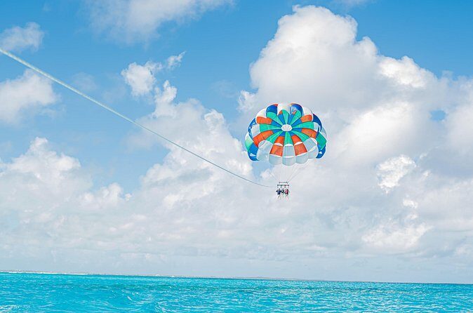 1 Hour Private Parasailing Charter, Grace Bay, Providenciales - FAQ