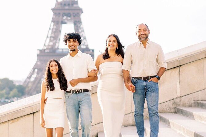 1 Hour Private Photo Session experience with the Eiffel Tower - FAQ