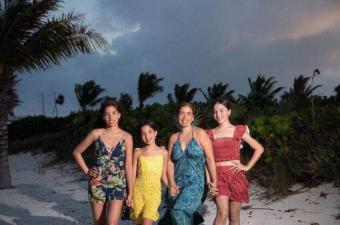 1 Hour Private Professional Portraits in Grace Bay Beach - FAQs