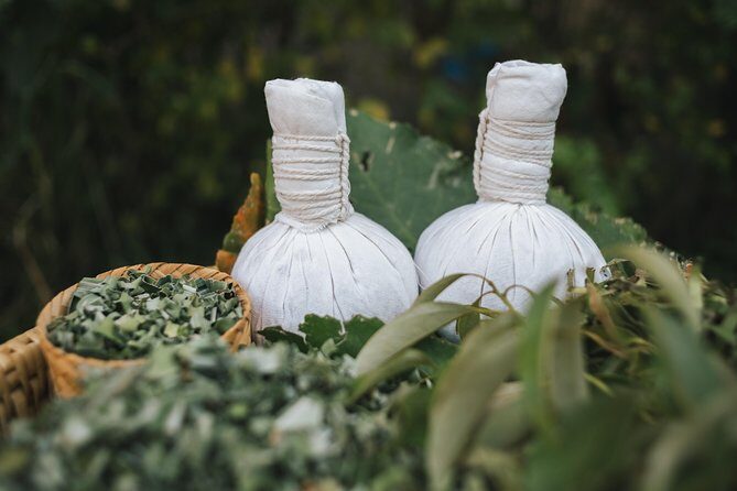 1 Hour Pure Oil Relaxing - Free Transportation - The Sum Up