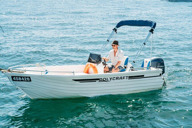 1 Hour Rental Deluxe Double Sea Kayak - Who Should Consider This Experience?