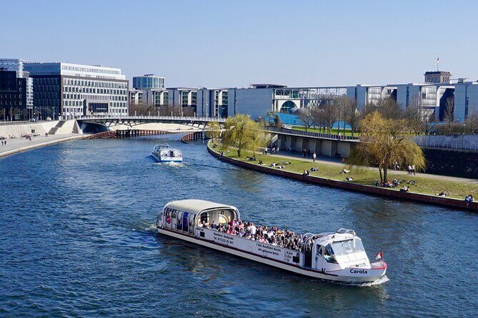 1-Hour River Cruise with Tour Guide. Bilingual (Ger/Engl) - The Authentic Experience: What Makes It Stand Out?