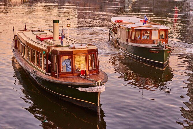 1 Hour Sight seeing Melbourne River Cruise on historic vessel - FAQ