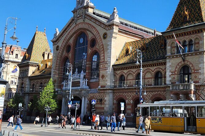 1 Hour Sightseeing Cruise in Budapest - A Deep Dive into the Experience