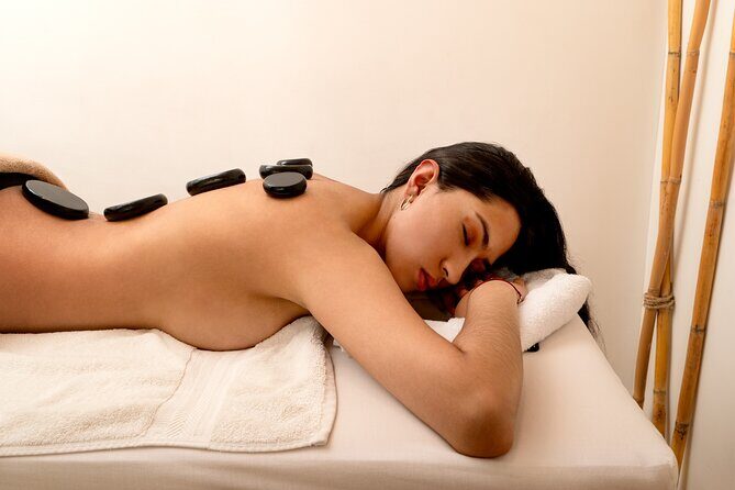 1 Hour Stones and Essential Oils Massage in Cusco - Key Points