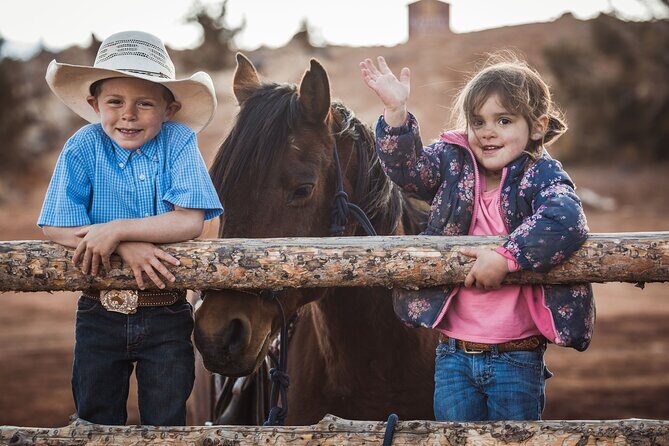 1-Hour Western Horse Ride - Experience the Spirit of the West on a 1-Hour Horseback Ride in Capitol Reef