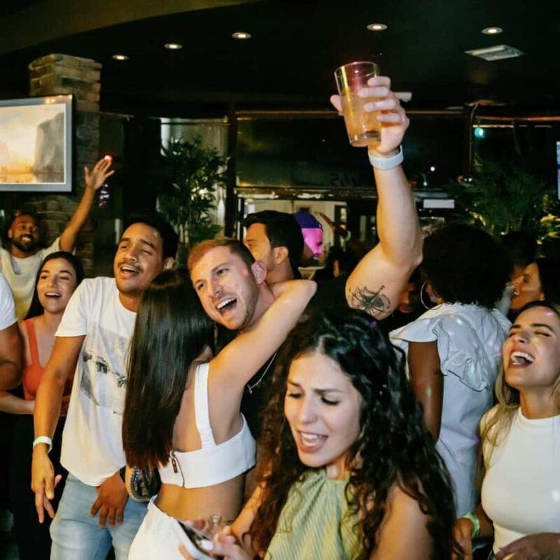 #1 Miami Pub Crawl + Clubbing Experience - Key Points
