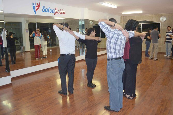 1-on-1 Private Salsa Classes - What to Expect During Your Class