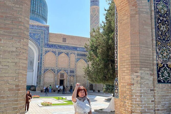 1 or 2 days trip to Samarkand from Tashkent - Bibi-Khanym Mosque: A Testament to Grandeur