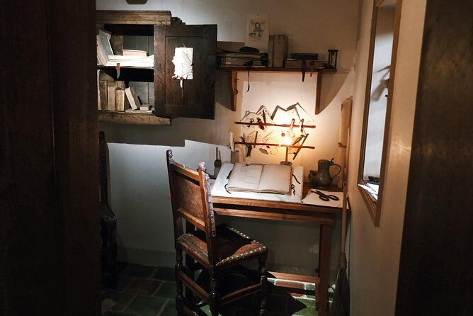 #1 Rembrandt House & Town | Satisfaction Guaranteed! | 8ppl Max - Exploring Amsterdam Through Rembrandt’s Eyes: A Detailed Review of the Small-Group Tour