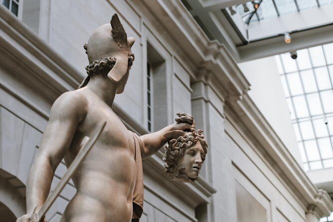 #1 The Met Museum Tour | 100% Satisfaction Guaranteed | 8ppl Max - The Value of a Guided Tour in a Large Museum